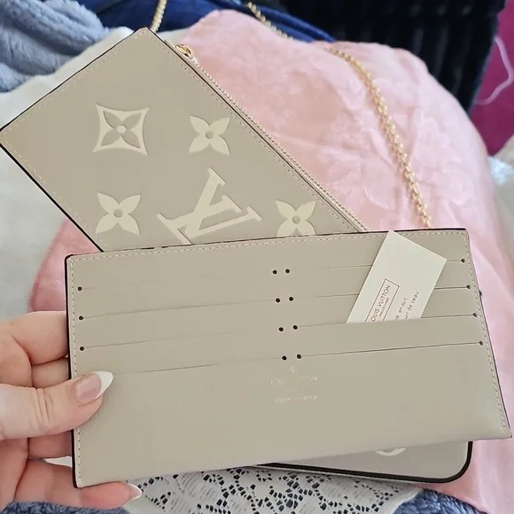 Trio+Free Shipping•Quality High Fashion Group - Picture 8 of 17